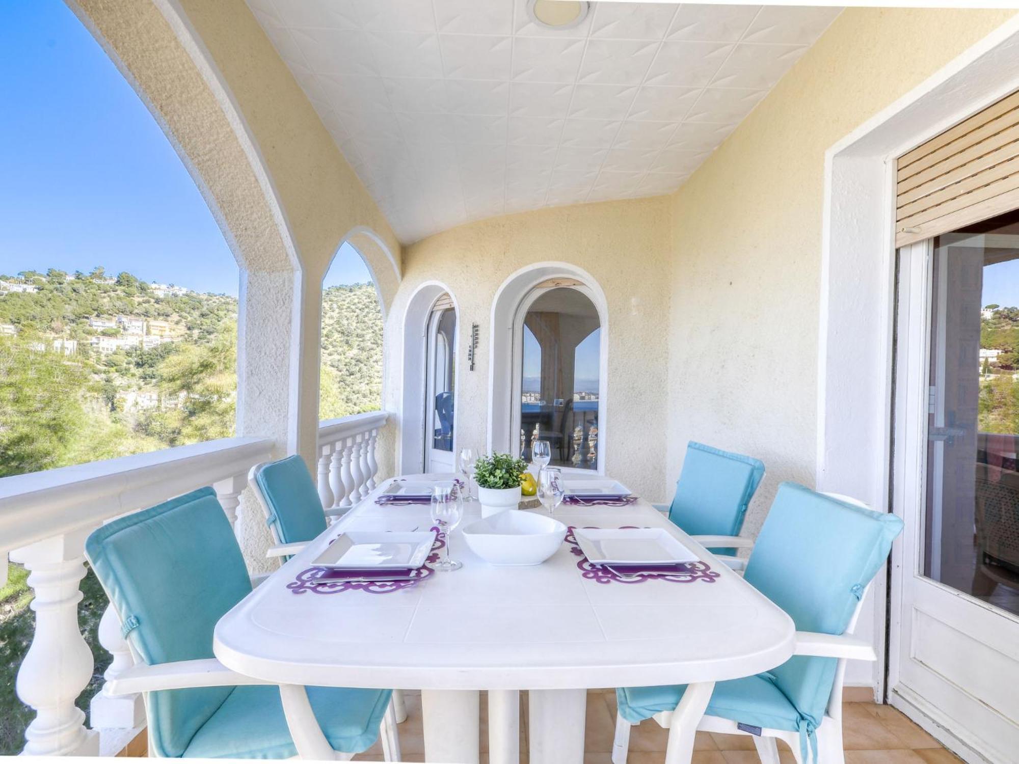 Tordera By Interhome * Roses